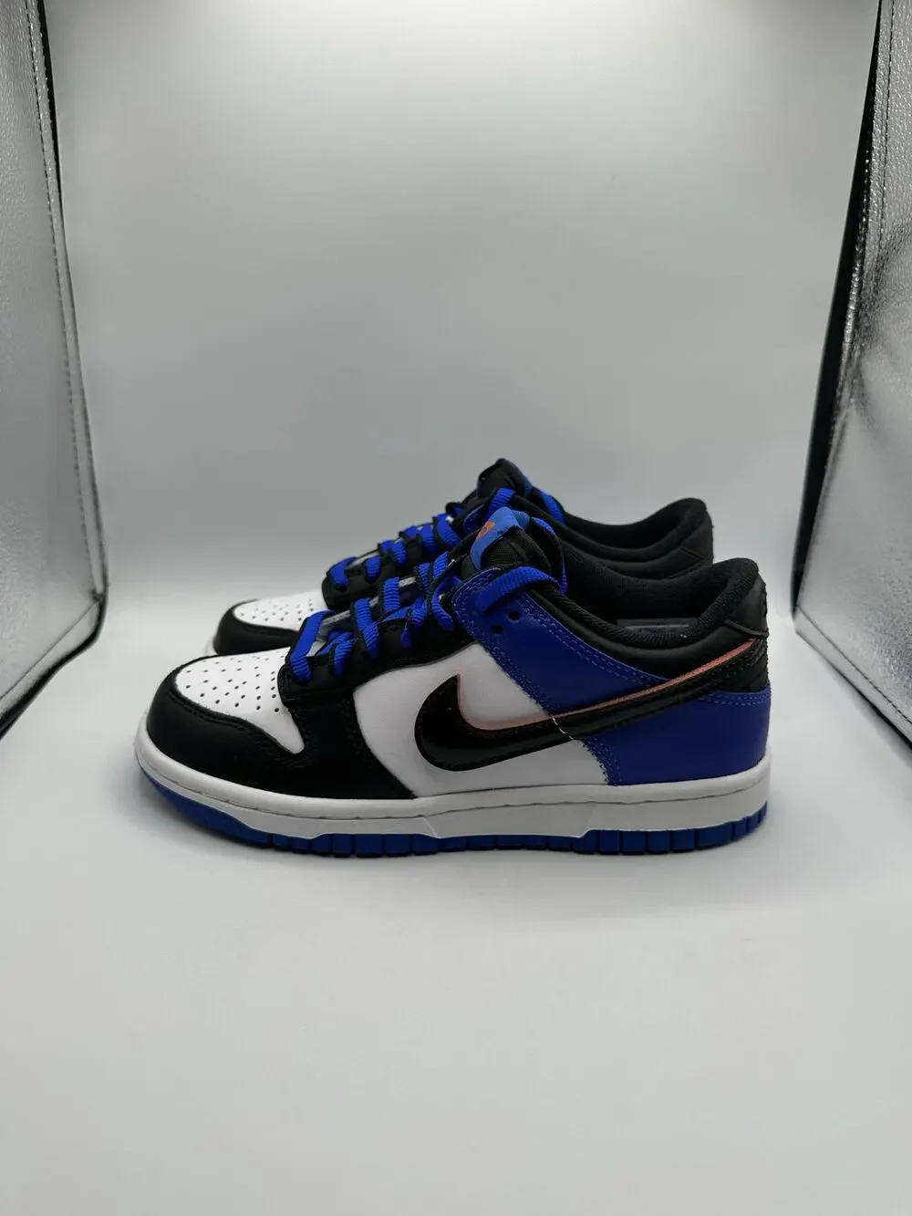 Nike Dunk Low SE GS “Dance Party” size 3.5y/5 women’s